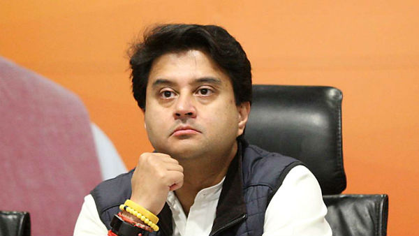 தந்தை வகித்த அதே இலாகா 