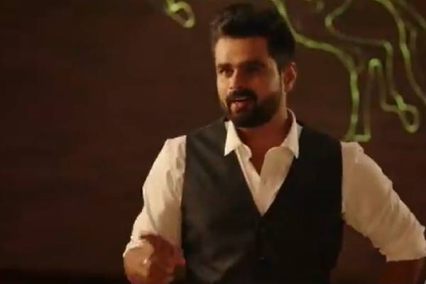 மூச்சு விடாமல் பேசும் மதன்