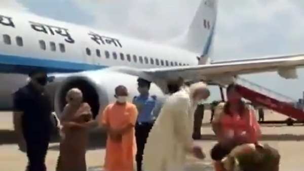 வாரணாசி விமான நிலையம் வாரணாசி விமான நிலையம்