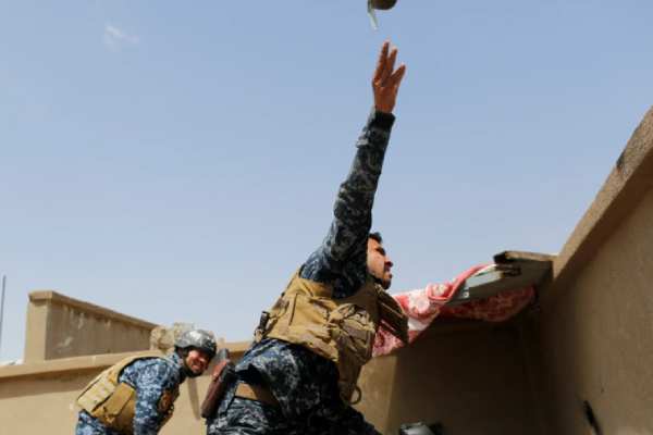 ஐஎஸ் பயங்கவாதிகள்