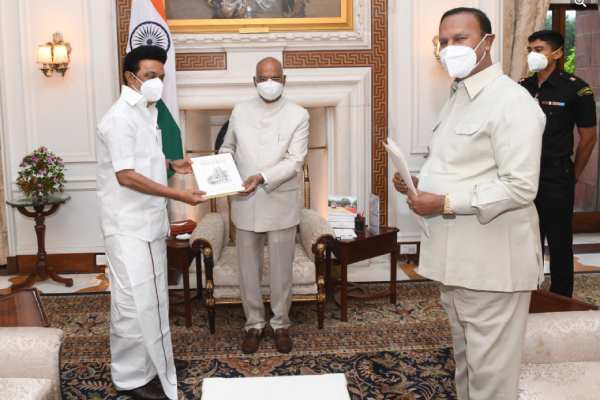 Corona 3rd wave: The environment for opening school colleges does not currently exist - CM Stalin 