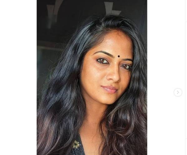 கொஞ்சம் கோவக்கார அம்மாதான் கொஞ்சம் கோவக்கார அம்மாதான்