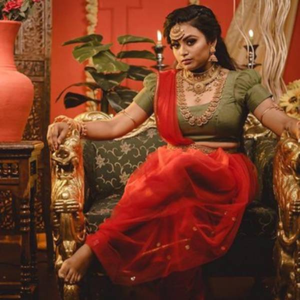 நீலாம்பரி