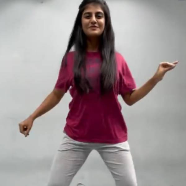 டான்ஸை விடவில்லை