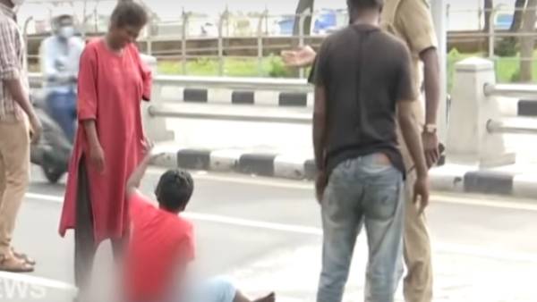  ஆம்புலன்ஸ்