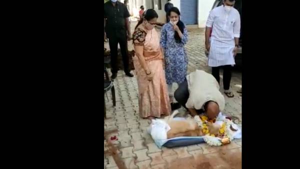 உள்துறை அமைச்சர் உள்துறை அமைச்சர்