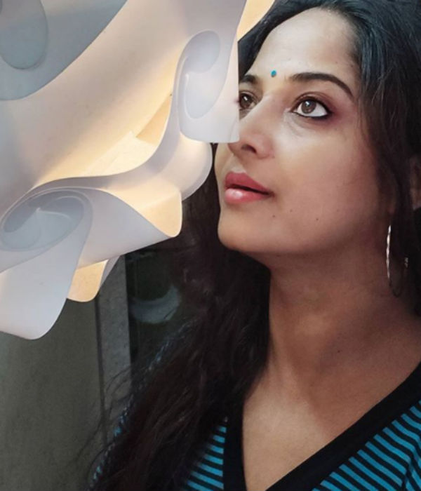 மனதில் நிற்கும் முகம் மனதில் நிற்கும் முகம்