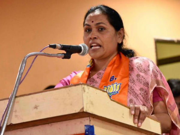 அமைச்சர் பதவியை இழந்த ஷோபா கரந்தலாஜே 