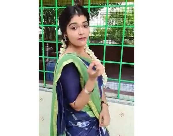 புதுமுக ஹீரோயின் 