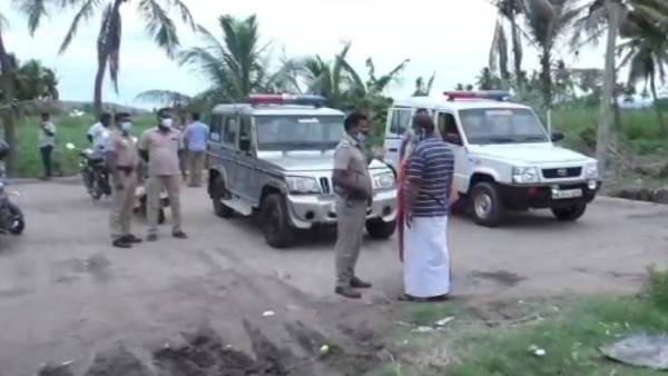 தந்தை கொலை செய்தார் 