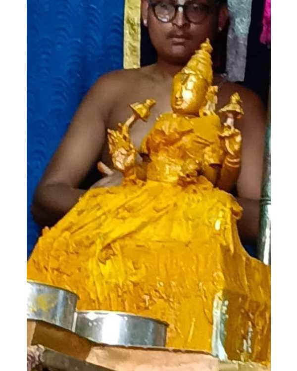 என்னைப் பெற்ற தாயார் 