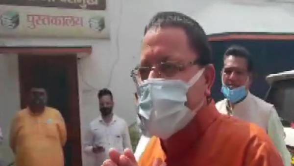 முதல்வராக நீடிப்பதில் சிக்கல் 