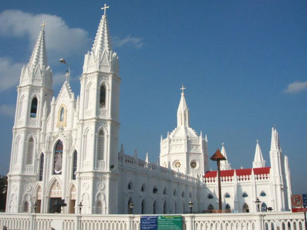 வேளாங்கண்ணியில் பிராத்தனை