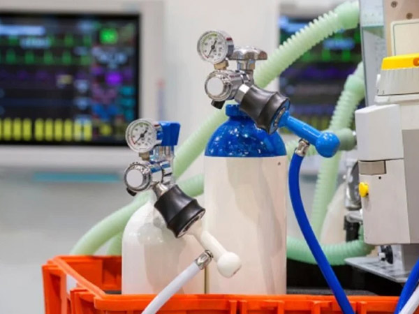 ஆக்சிஜன் பிரித்து தரப்பட்டது 