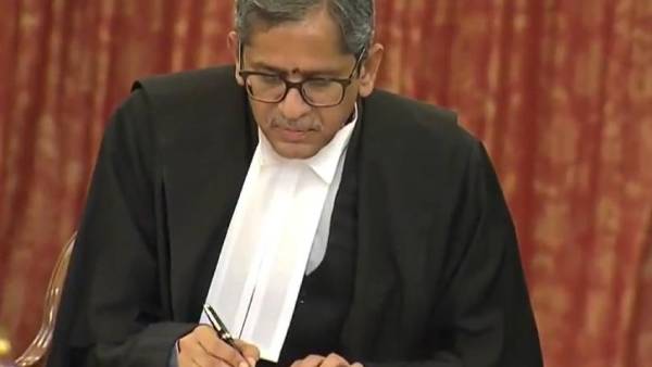 தலைமை நீதிபதி ரமணா 