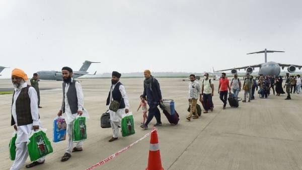 இந்தியர்கள் மீட்பு 