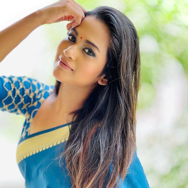 கலக்கும் போட்டோஷூட் 