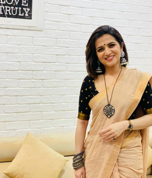 எப்படிக்கா அழகா இருக்கீங்க 