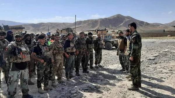 முழுவதும் வெளியேற