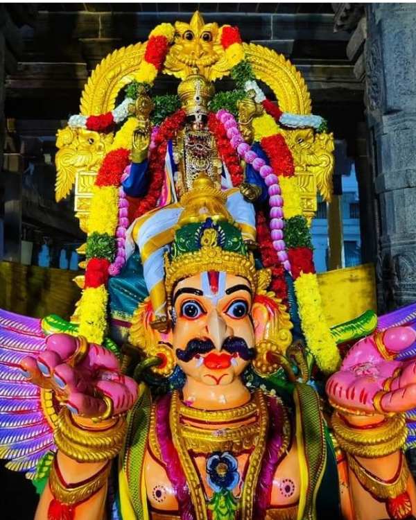 Aadi pooram festival : Srirangam perumal gifted to Pattu vasthiram for Srivilliputhur Aandal 