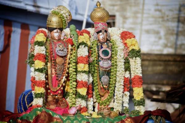 ஆண்டாள் அவதாரம்