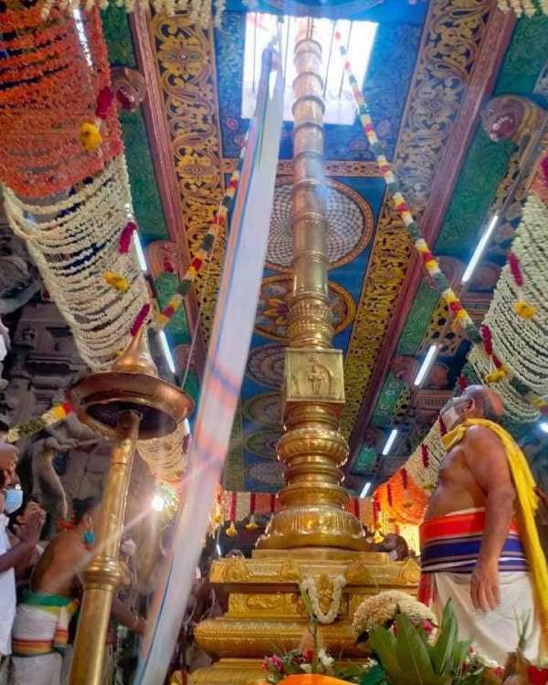 Aadi pooram festival : Srirangam perumal gifted to Pattu vasthiram for Srivilliputhur Aandal 