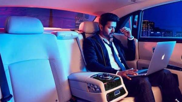 நுழைவு வரி செலுத்திய விஜய் 