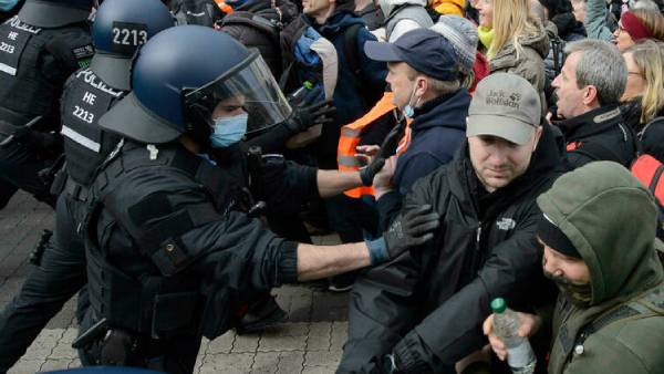 மறுப்பு மறுப்பு