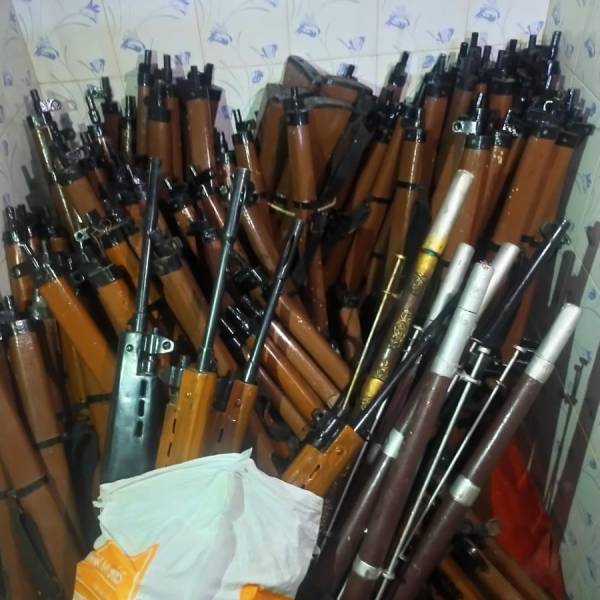 டம்மி துப்பாக்கி 