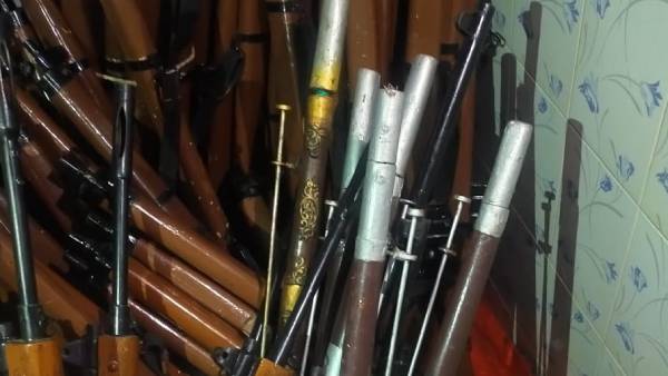 ஆயுத தடை சட்டம் 