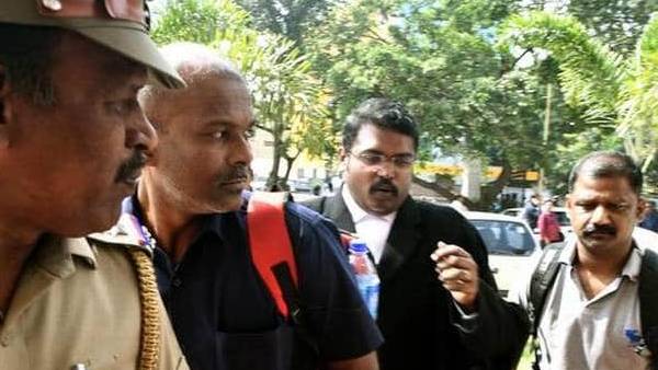 மாஜி அமைச்சர்கள் 