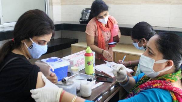 562 பேர் கொரோனாவால் உயிரிழப்ப்பு 