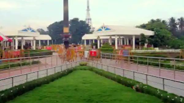 மாற்றி அமைத்த ஜெயலலிதா மாற்றி அமைத்த ஜெயலலிதா