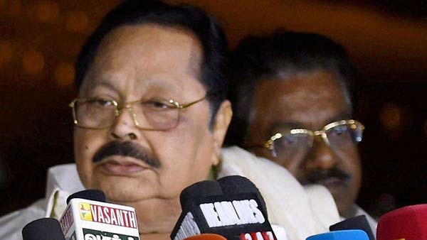 அனைத்து கட்சியினர் பாராட்டு அனைத்து கட்சியினர் பாராட்டு