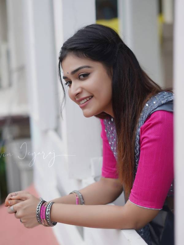 அழகிலும் ருத்ரதாண்டவம்