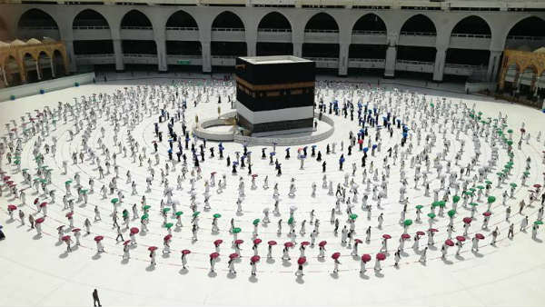 Permission for Umrah pilgrimage with restrictions for foreigners - Saudi government 