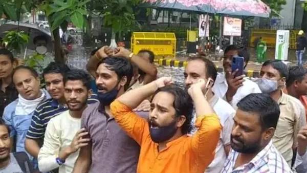 இயற்கையான உரிமை இயற்கையான உரிமை