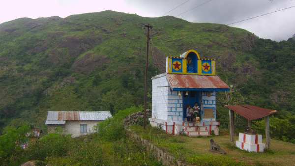 4 இடங்களுக்கு தடை 