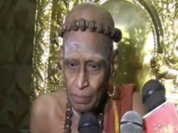 புத்தகங்களை படித்த ஆதீனம் 