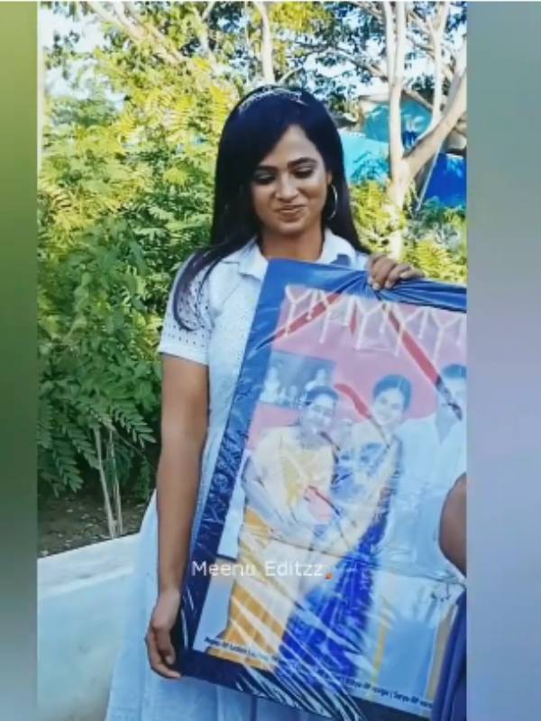 ரம்யா பாண்டியனுக்கு பிறந்தநாள் 