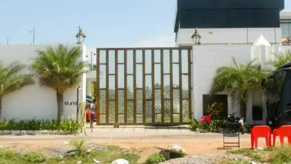 ரோல்ஸ் ராய்ஸ் கார் ரோல்ஸ் ராய்ஸ் கார்