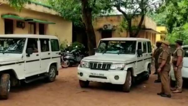 வேட்டையாடப்படும் திமிங்கலங்கள் 