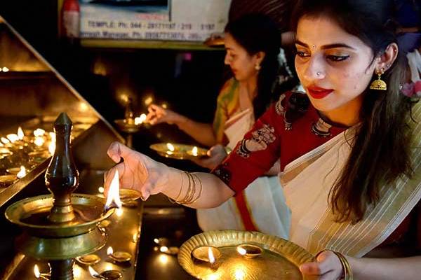 தலையை கொடுத்த வாமனன்