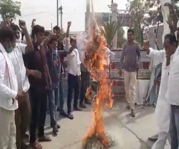 அப்துல்லா குட்டி கொடும்பாவி எரிப்பு