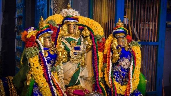 அலர்மேலு மங்கைத் தாயார் சமேத பிரசன்ன வேங்கட நரசிம்ம பெருமாள் அலர்மேலு மங்கைத் தாயார் சமேத பிரசன்ன வேங்கட நரசிம்ம பெருமாள்