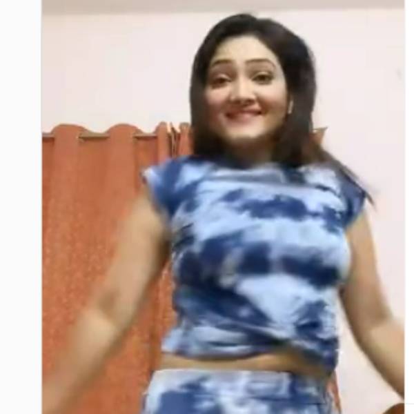 ஆட்டத்தால் அசரவத்த ரோஜா 