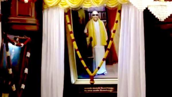 ஒவ்வொரு நிமிடத்தையும் பொன்போல கருதக் கூடியவர்