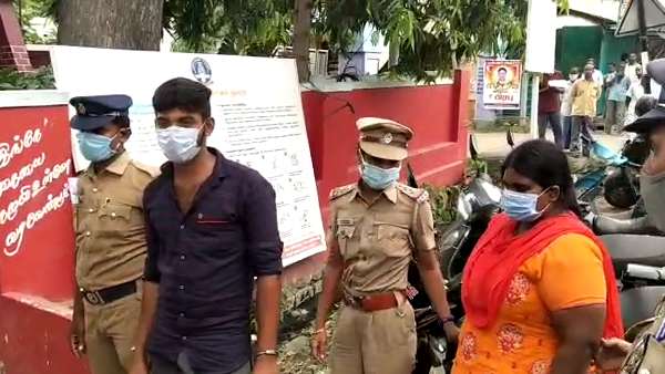 போலீஸார் பிரேத பரிசோதனை 