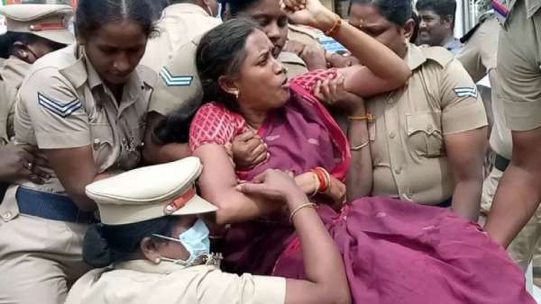 ஜோதிமணி கைது 