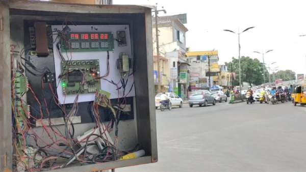 சென்சார் மூலம் சிக்னல் 